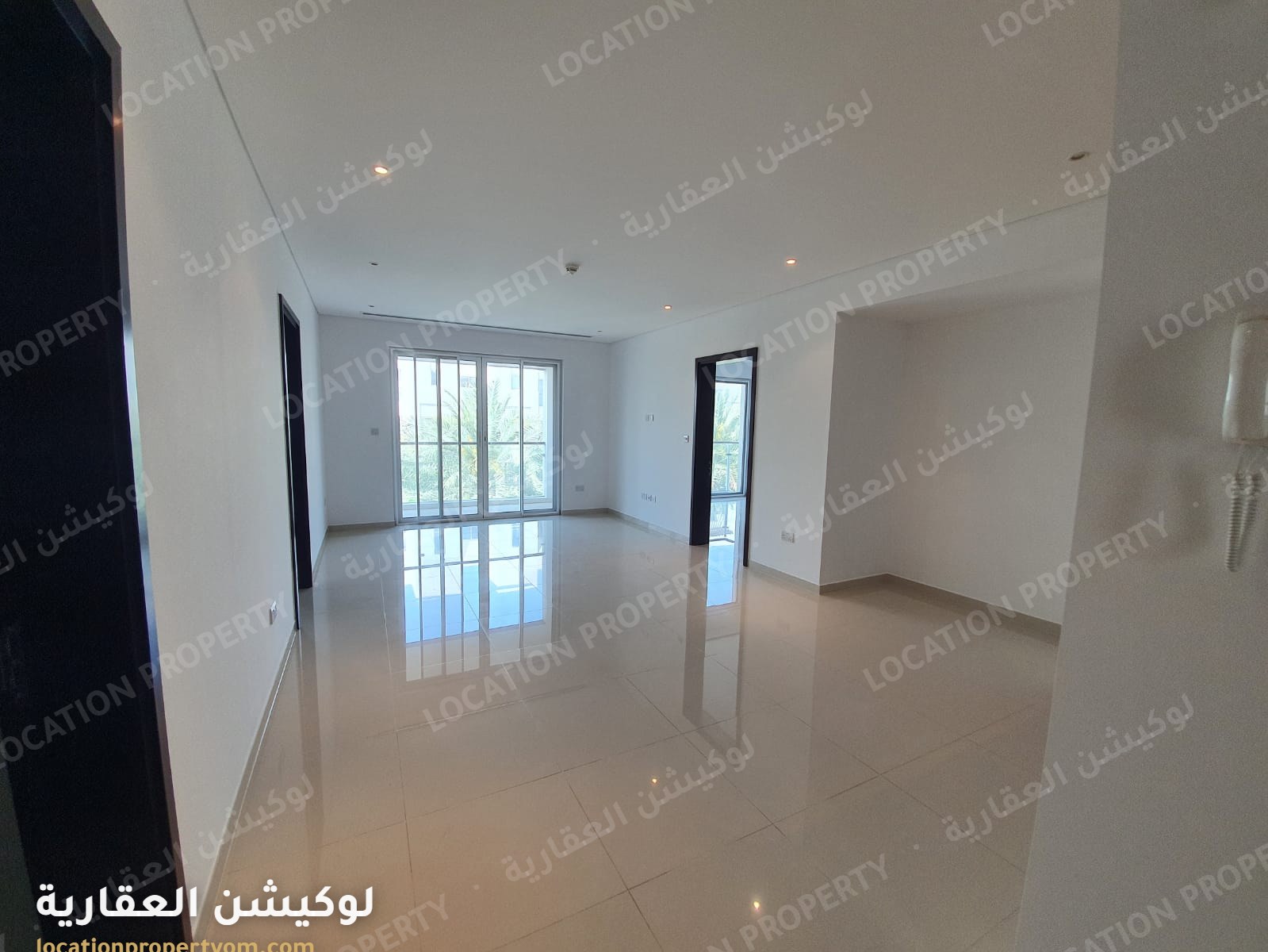 شقة بتصميم انيق للبيع في ليوان - الموج مسقط - تملك حر